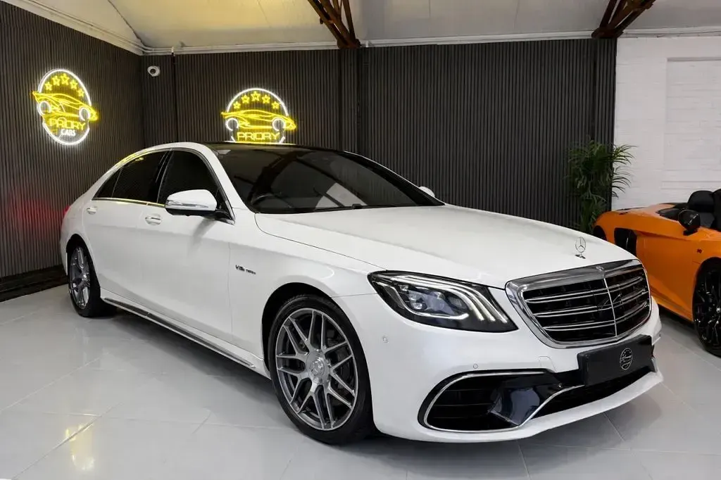 Usado Mercedes S63L AMG Executive 612 HP (450 kW) 2019 Branco Sedan