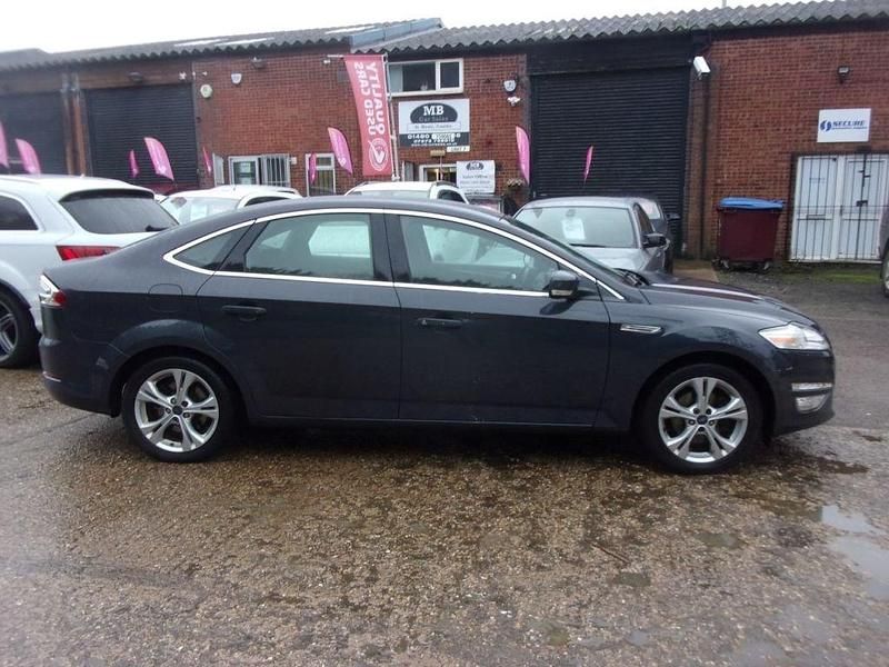 Used Ford Mondeo Titanium 163 HP (119 kW) 2013 Grey Hatchback