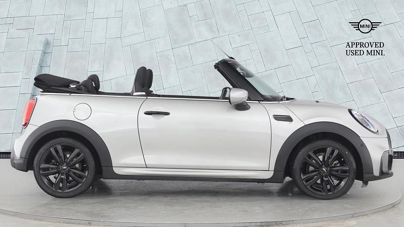 Used Mini Cooper Sport 134 HP (98 kW) 2023 Silver Hatchback