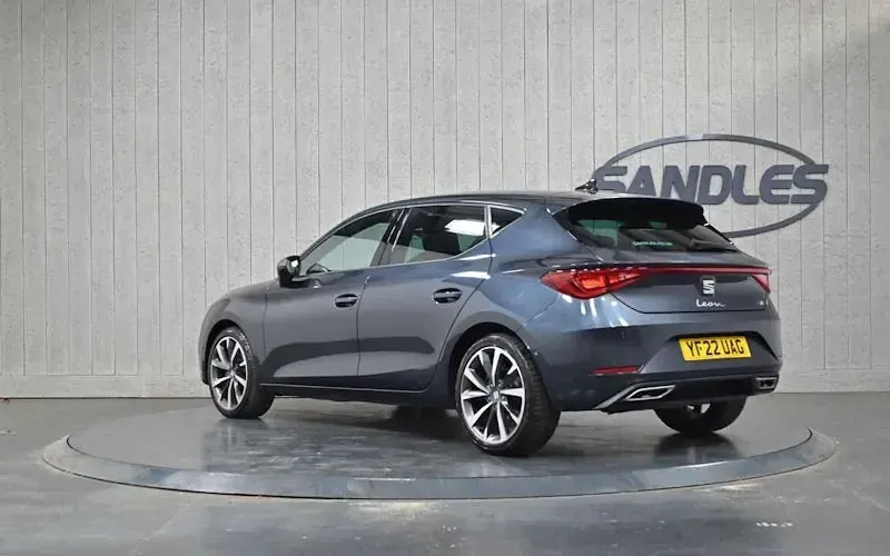 Used Seat Leon FR Sport 131 HP (96 kW) 2022 Grey Hatchback