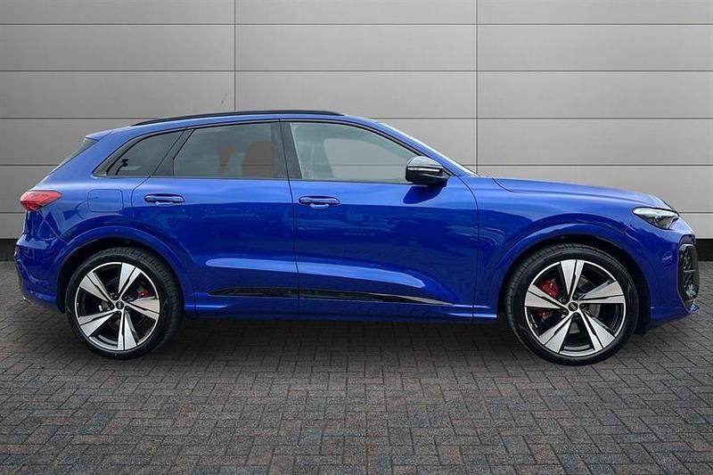 Used Audi SQ5 Advanced 367 HP (269 kW) 2025 Ultra blue SUV