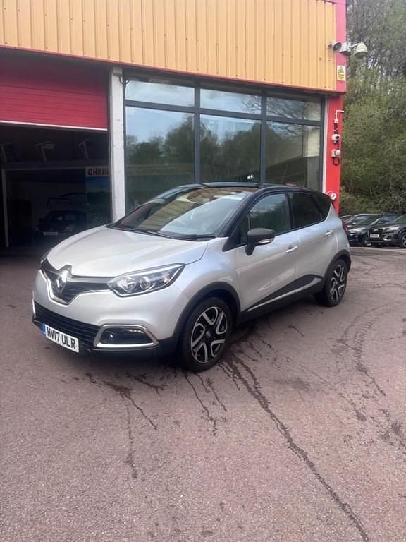 Używany Renault Captur Dynamique 90 KM (66 kW) 2017 Czarny SUV