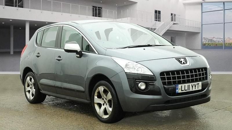 Grey Used 2011 Peugeot 3008 Sport Hatchback | £3,000 (Good price) - Image 1/4