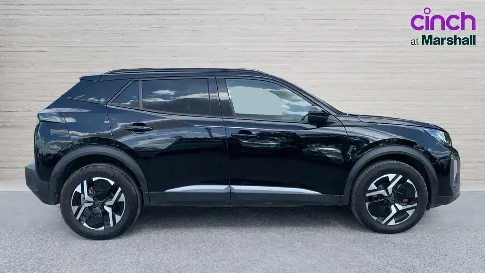 Second-hand Peugeot 2008 Allure 136 CP (100 kW) 2024 Negru SUV