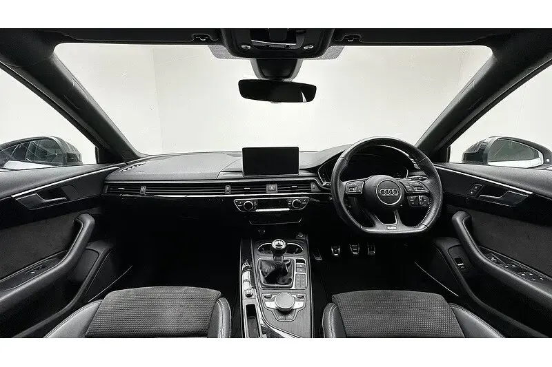 Used Audi A4 Black Edition 2019 White Estate
