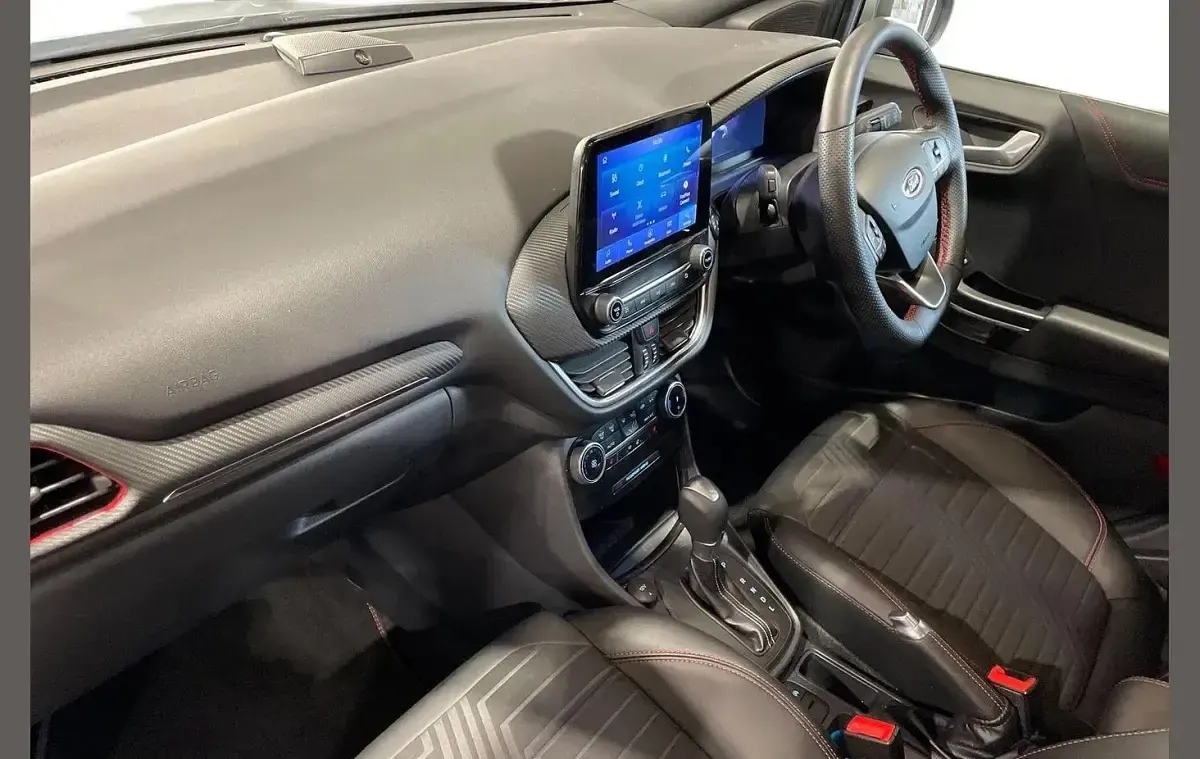 Used Ford Puma ST-Line X 123 HP (90 kW) 2023 Silver SUV