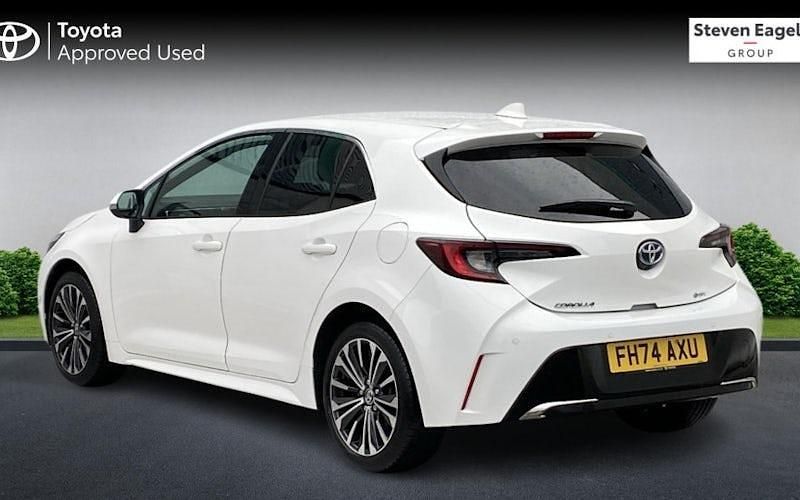 Second-hand Toyota Corolla Design 140 CP (102 kW) 2026 Hatchback