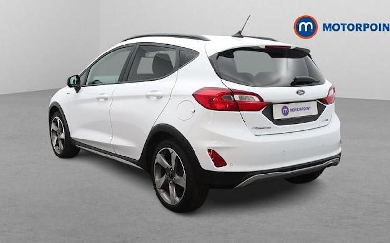 Usado Ford Fiesta Active 125 HP (91 kW) 2021 Branco Citadino