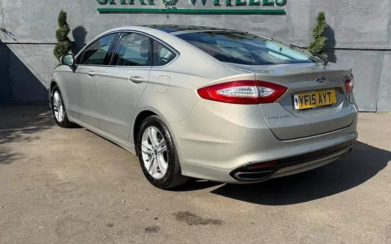 Used Ford Mondeo Titanium 241 HP (177 kW) 2017 Hatchback