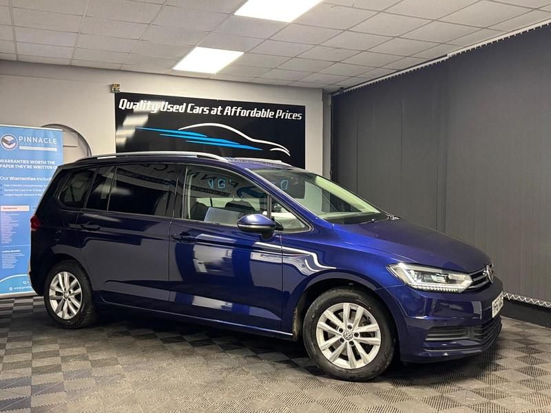 Used VW Touran SE 115 HP (84 kW) 2017 Blue MPV