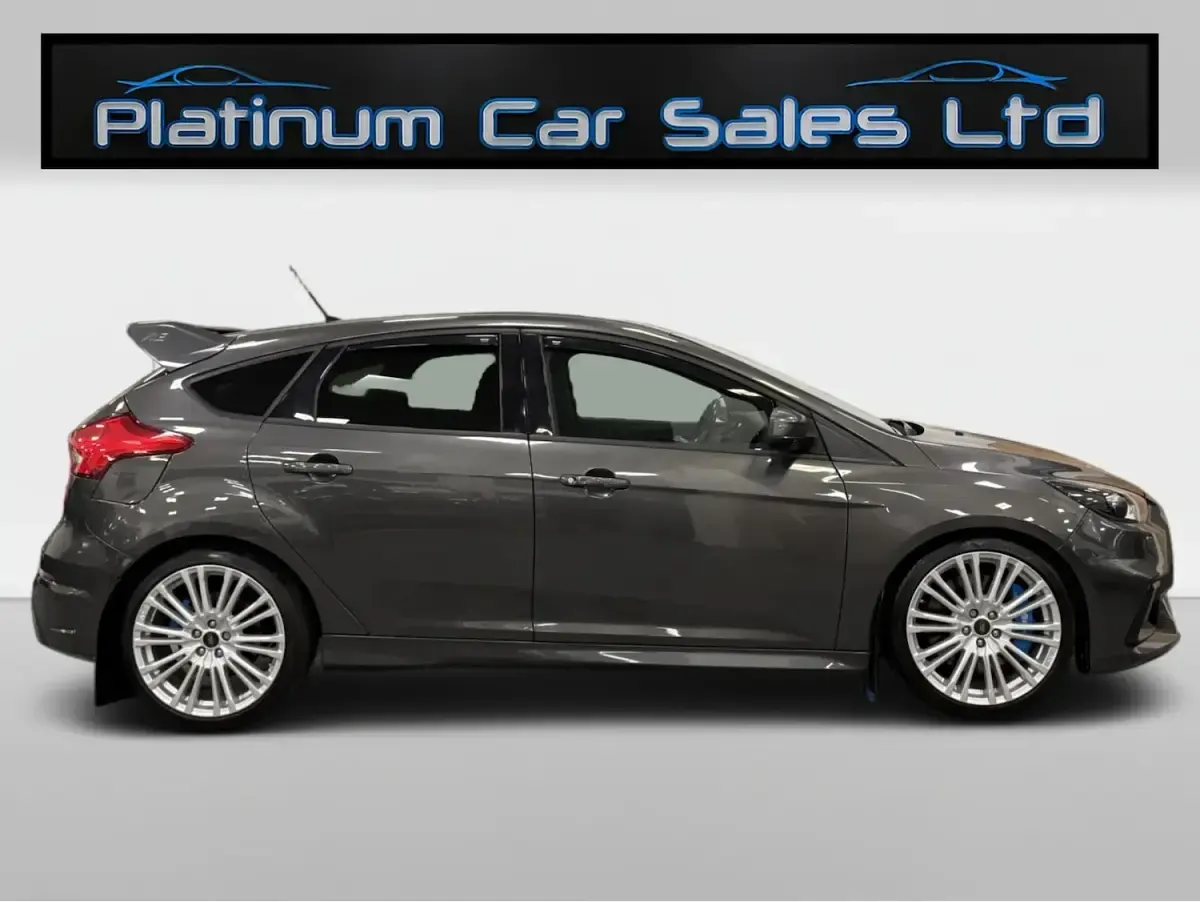 Used Ford Focus RS 350 HP (257 kW) 2016 Grey Hatchback