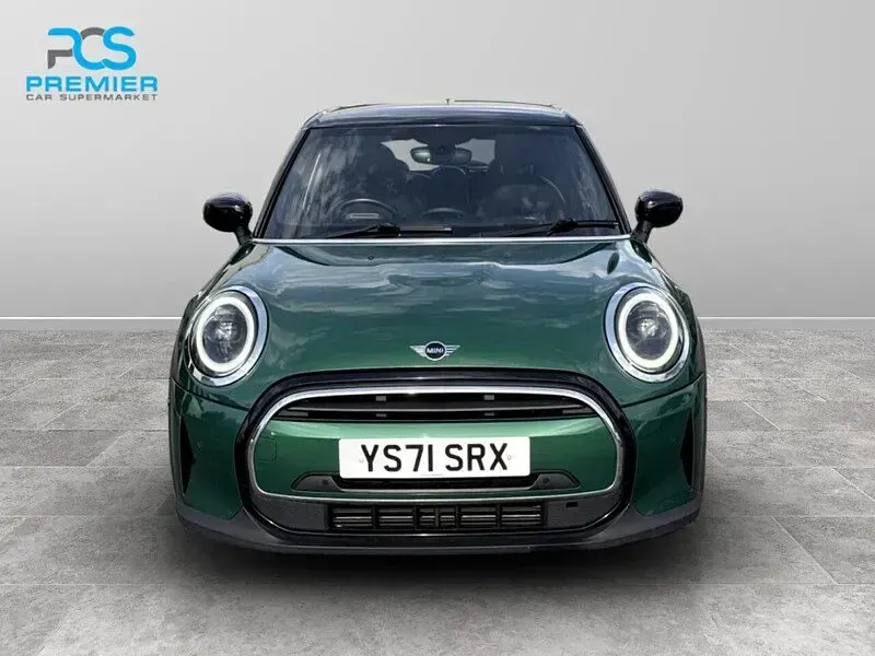 Used Mini Cooper Exclusive 134 HP (98 kW) 2021 British racing green iv Hatchback