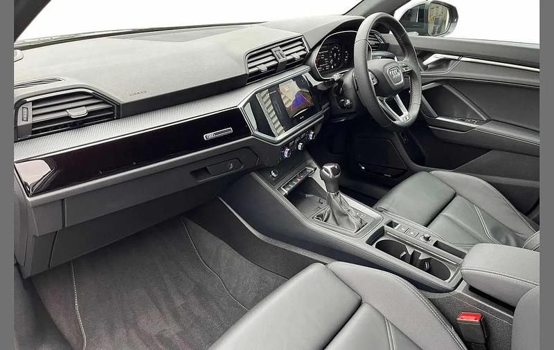 Used Audi Q3 Black Edition 150 HP (110 kW) 2024 Grey SUV