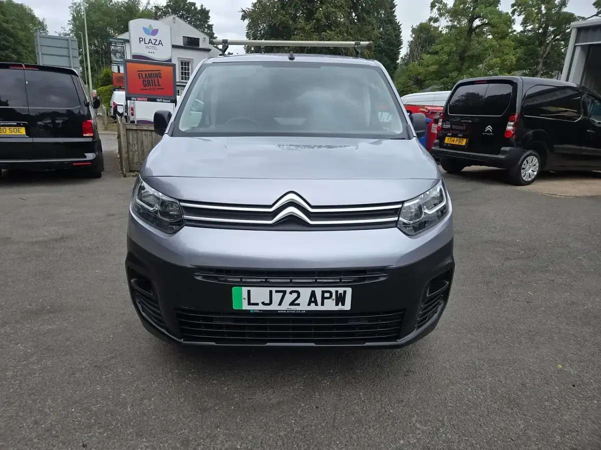 Used Citroën e-Berlingo 100 kW (136 HP) 2023 Grey MPV