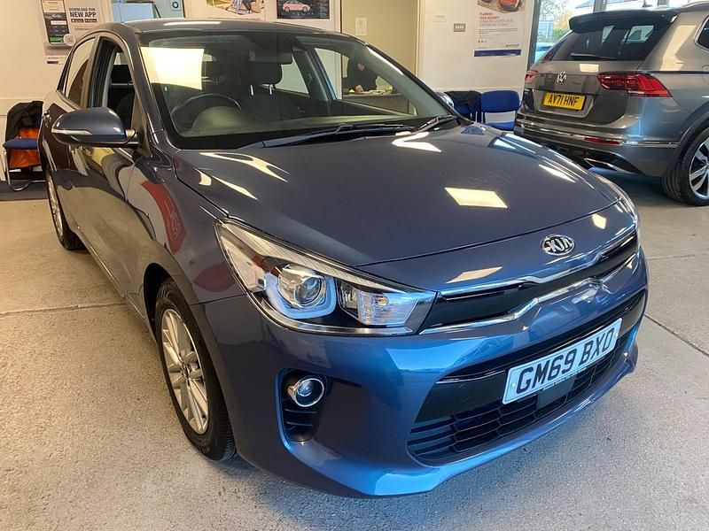 Blue Used 2020 Kia Rio Hatchback | £8,500 (Fair price) - Image 1/4