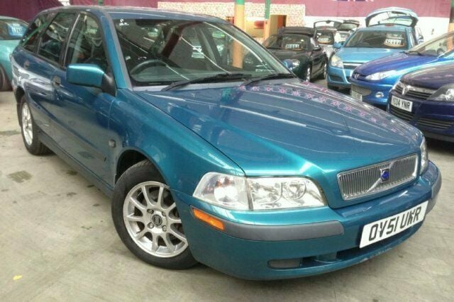 Used Volvo V40 2001 Estate