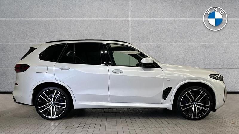 Used BMW X5 M Sport 482 HP (354 kW) 2025 White SUV