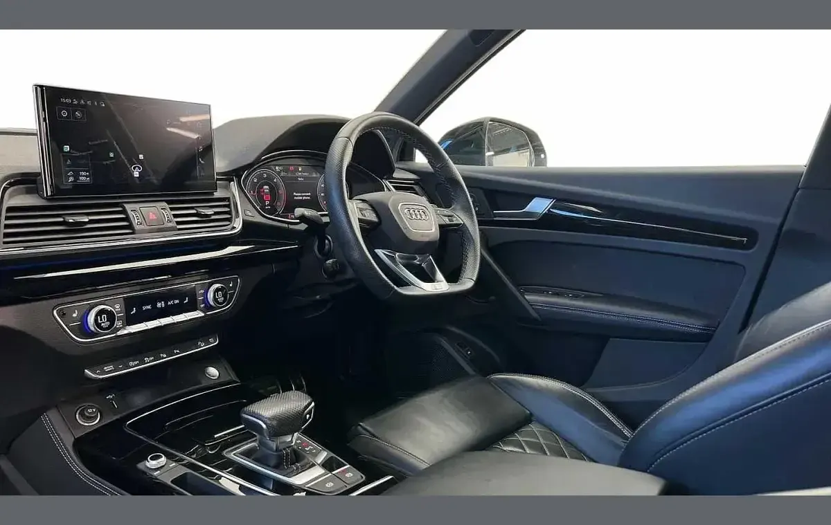 Used Audi Q5 Comfort 200 HP (147 kW) 2022 Black SUV