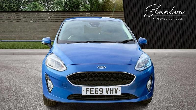 Usado Ford Fiesta Trend 85 HP (62 kW) 2019 Azul Citadino