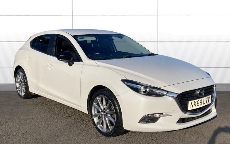 Begagnad Mazda 3 Inclusive 120 HK (88 kW) 2018 Vit Halvkombi