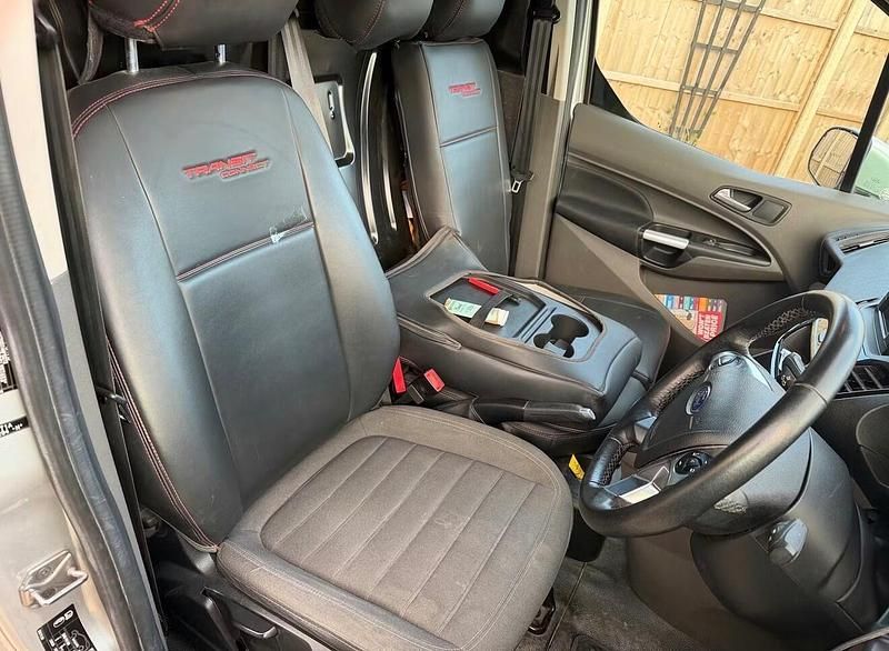 Used Ford Transit Connect Limited 120 HP (88 kW) 2020 Silver MPV