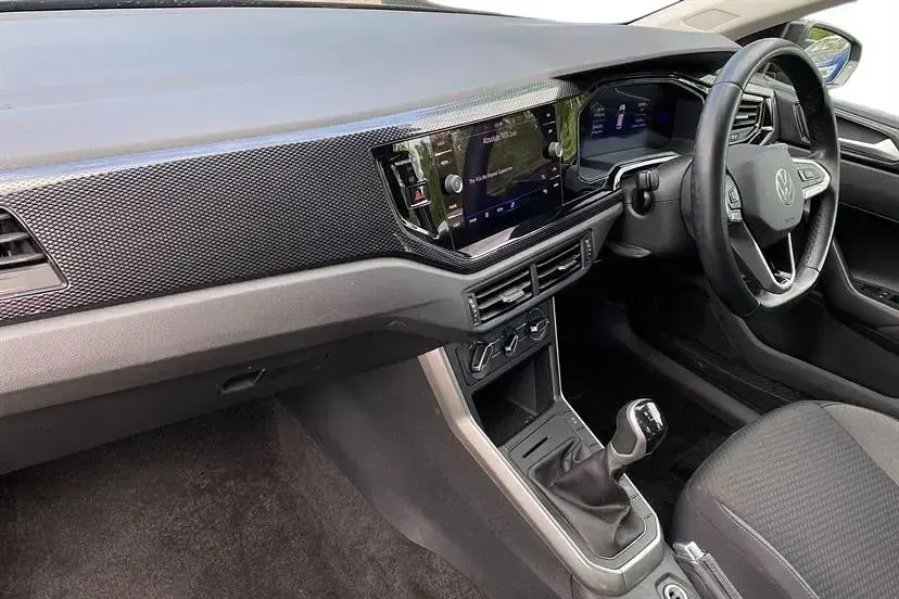 Usado VW Polo Life 80 HP (58 kW) 2023 Preto Citadino