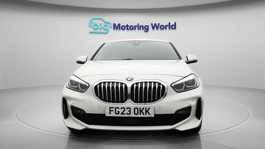 Used BMW 118 M Sport 136 HP (100 kW) 2023 White Hatchback