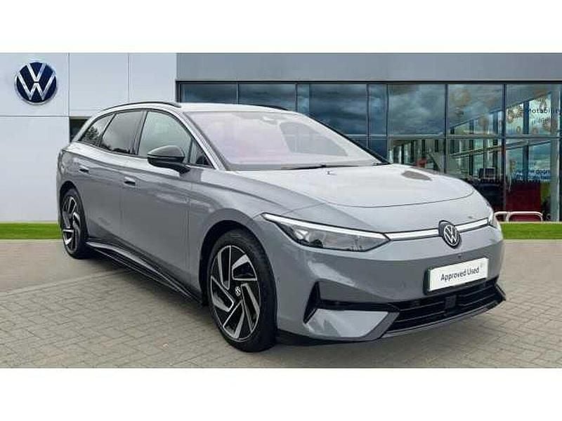 Used 2025 VW ID.7 Hatchback | £31,990 (Fair price) - Image 1/4