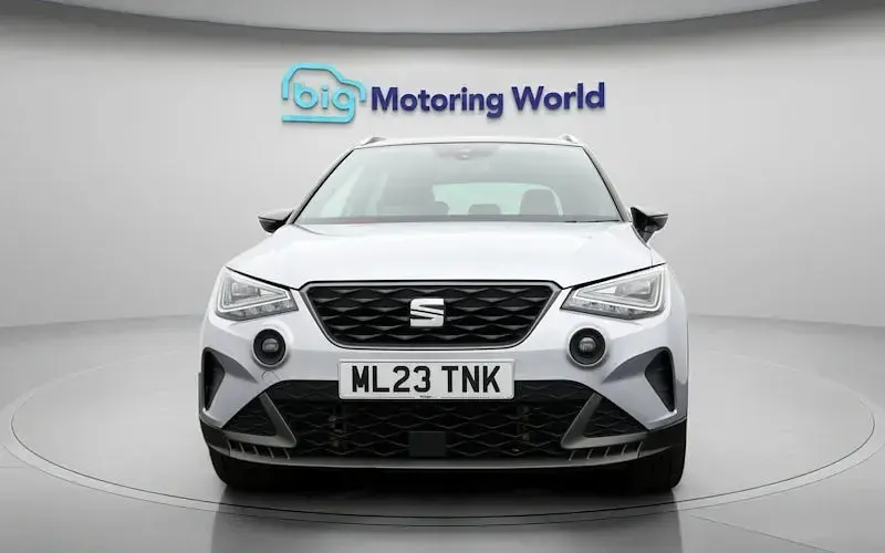 Used Seat Arona FR 110 HP (80 kW) 2022 Silver SUV
