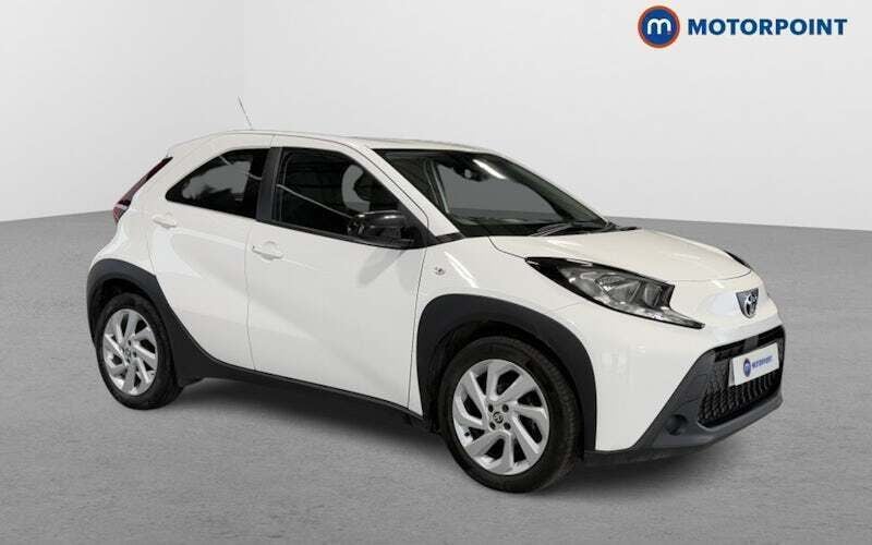 Used 2024 Toyota Aygo PURE Hatchback | £10,799 (Fair price) - Image 1/4