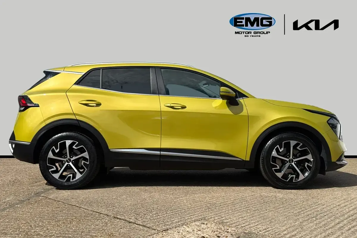 Used Kia Sportage 148 HP (108 kW) 2023 Yellow SUV