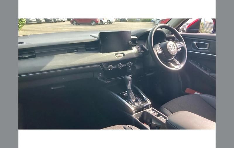 Used Honda HR-V Advance 131 HP (96 kW) 2024 Red SUV