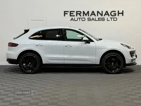 Used Porsche Macan 252 HP (185 kW) 2018 White SUV