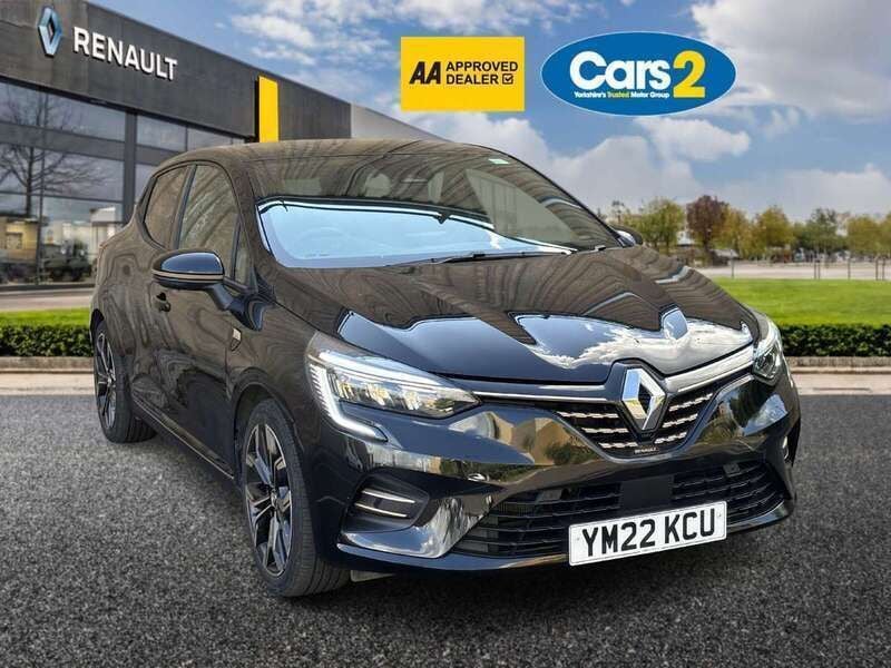 Black Used 2021 Renault Clio V SE Hatchback | £15,995 (Fair price) - Image 1/4
