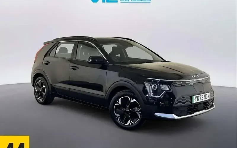 Usado Kia Niro 150 kW (204 HP) 2025 SUV