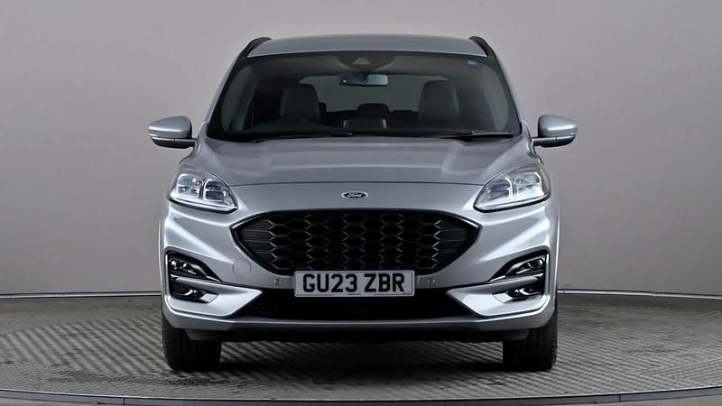 Used Ford Kuga ST-Line 190 HP (139 kW) 2023 Silver SUV