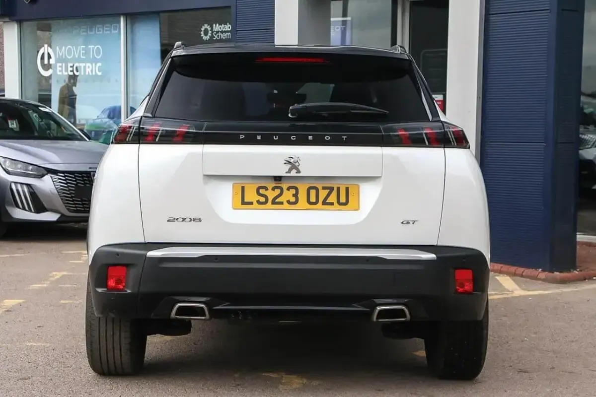 Used Peugeot 2008 GTi 129 HP (94 kW) 2023 White SUV