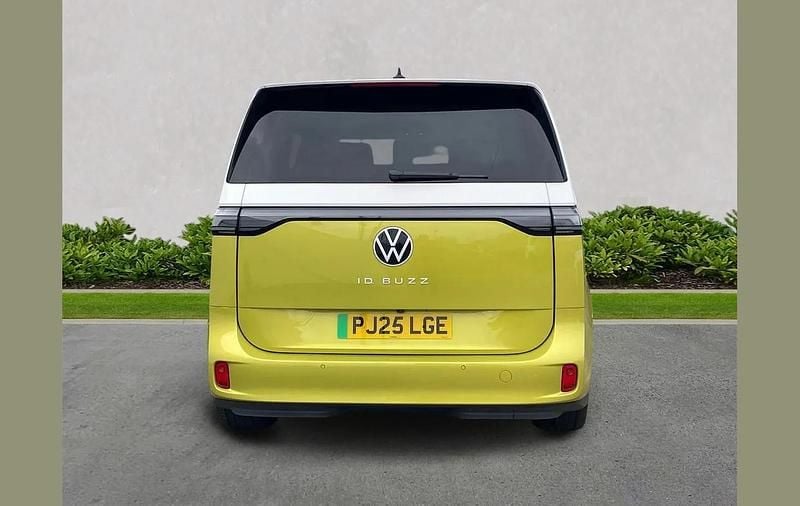Used VW ID. Buzz Pro 210 kW (286 HP) 2025 White MPV