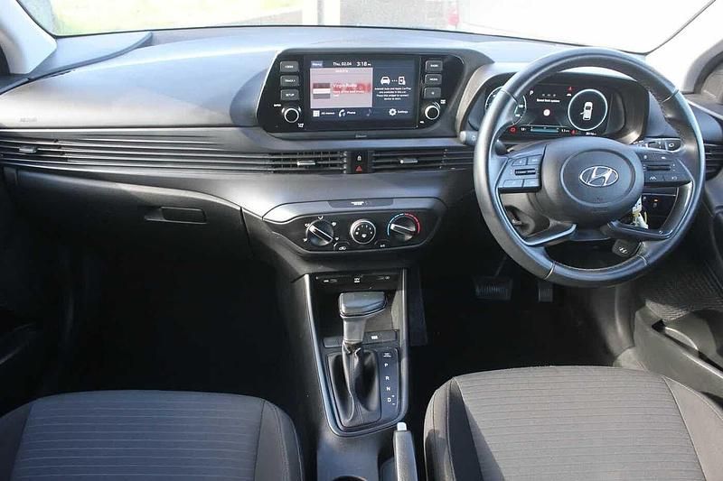 Used Hyundai i20 SE 100 HP (73 kW) 2022 Bronze Hatchback