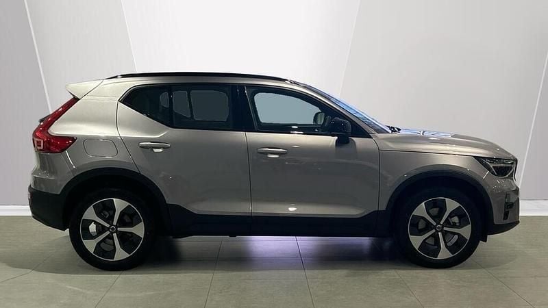 Used Volvo XC40 Plus 163 HP (119 kW) 2026 Silver SUV