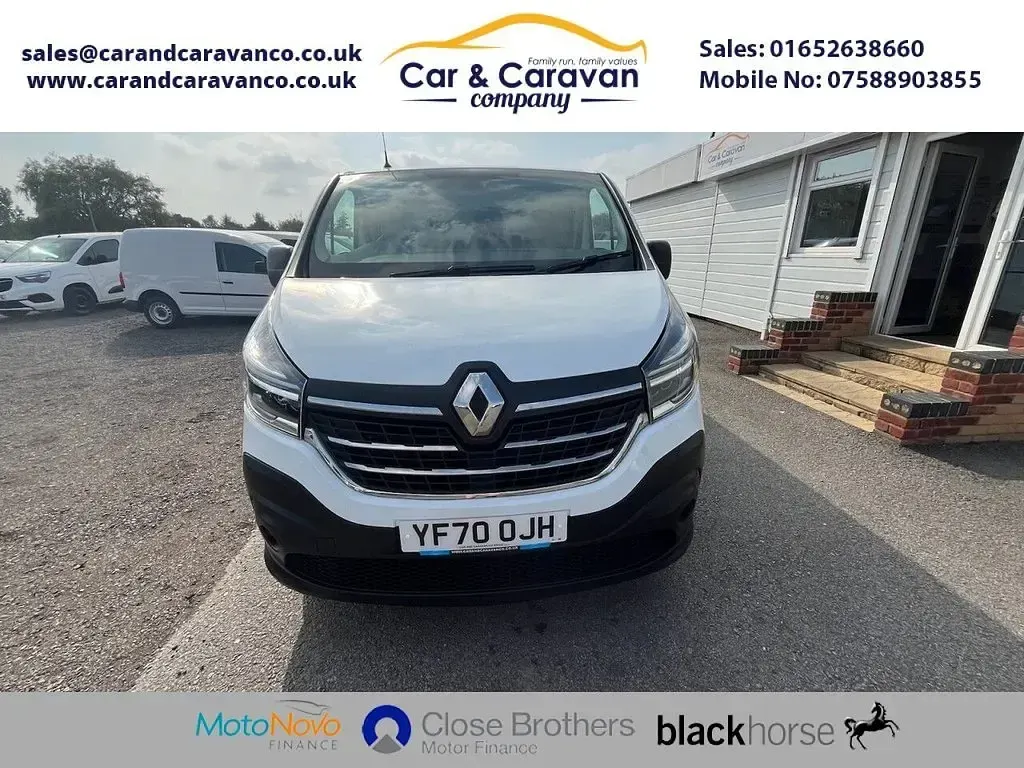 Used Renault Trafic Business 120 HP (88 kW) 2020 White MPV