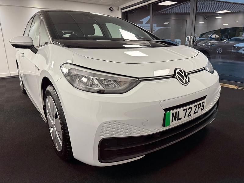 Used VW ID.3 Pro Performance 150 kW (204 HP) 2022 White Hatchback