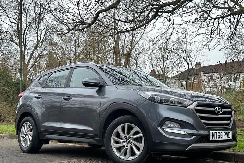 Grey Used 2016 Hyundai Tucson SE SUV | £7,395 (Fair price) - Image 1/1