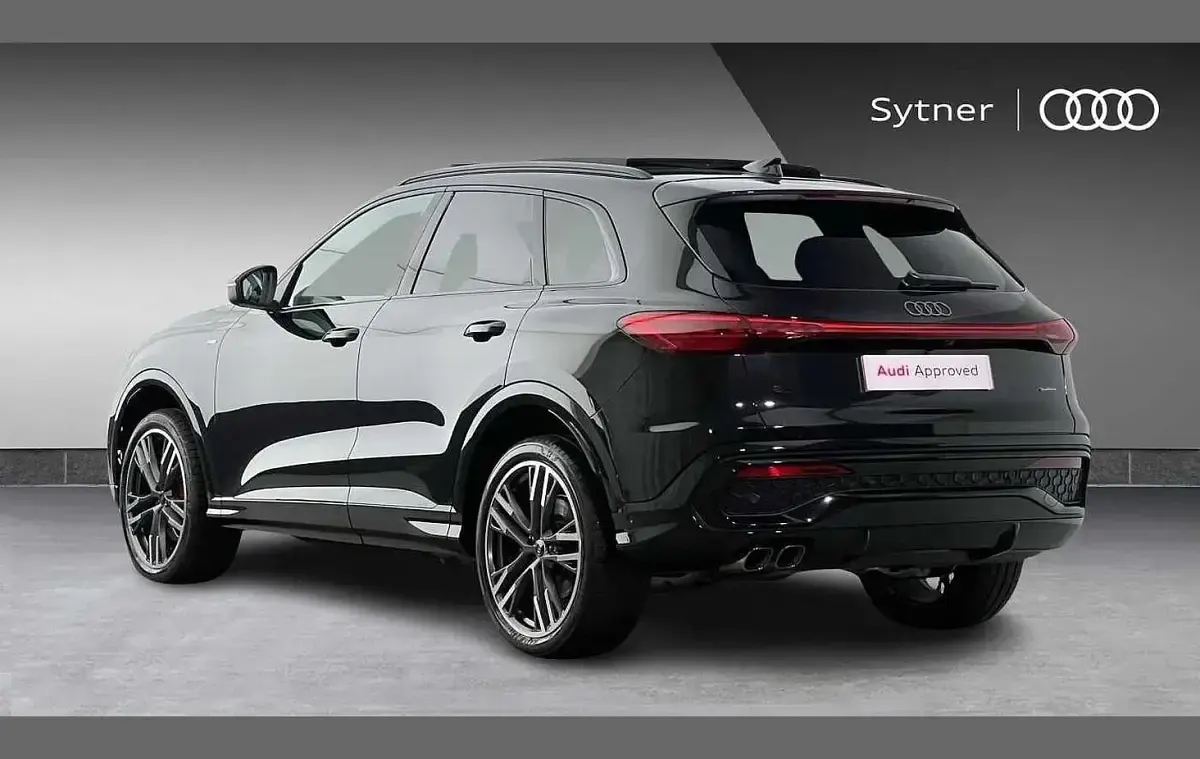 Used Audi Q5 Advanced 204 HP (150 kW) 2025 Black SUV
