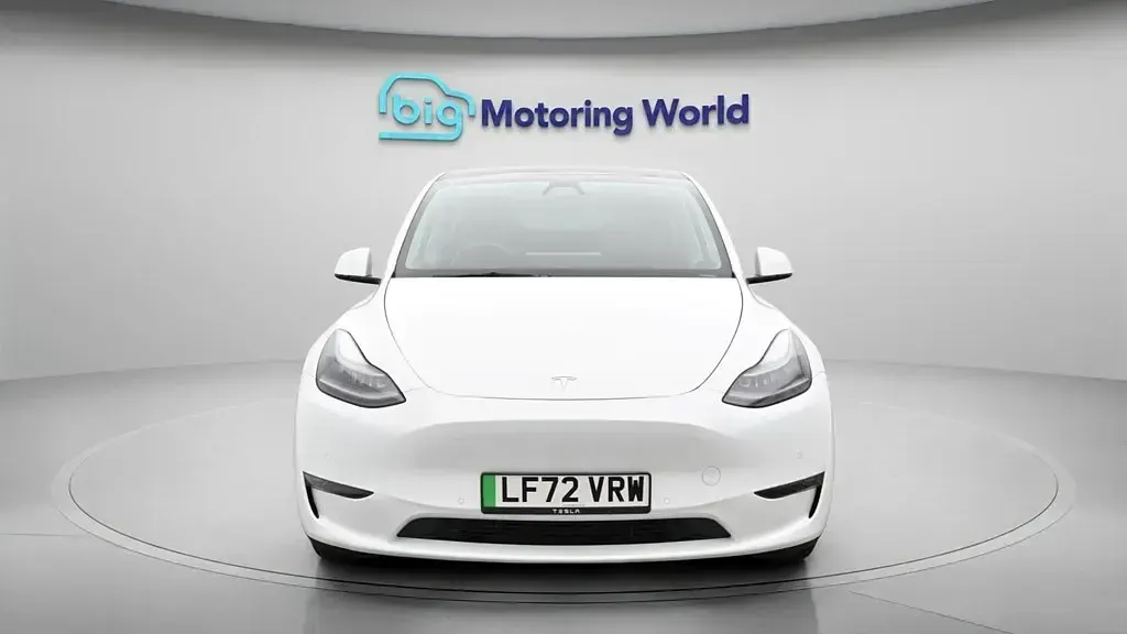 Used Tesla Model Y Long Range AWD 378 kW (514 HP) 2022 White SUV