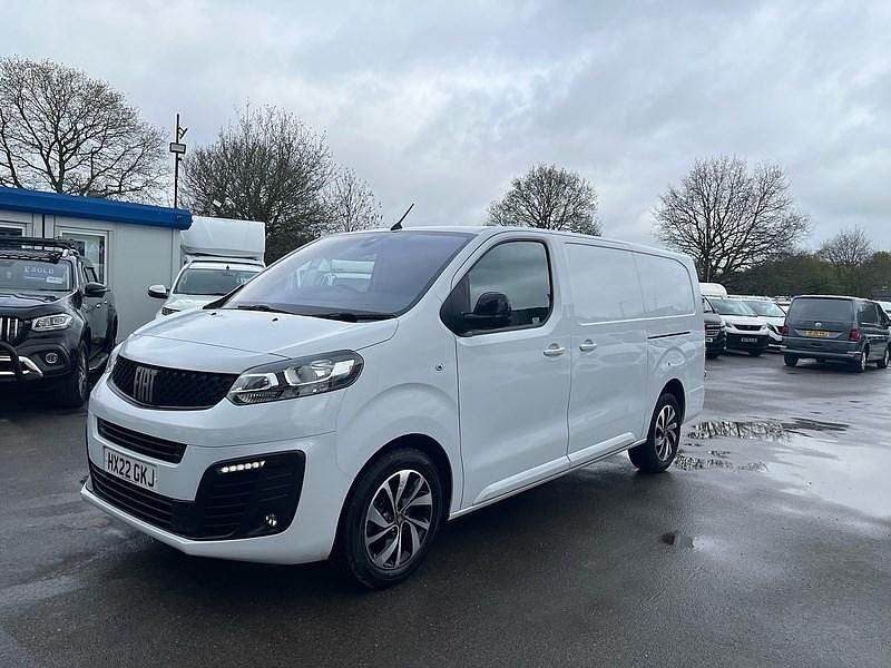 Used Fiat Scudo Business 145 HP (106 kW) 2022 White Van