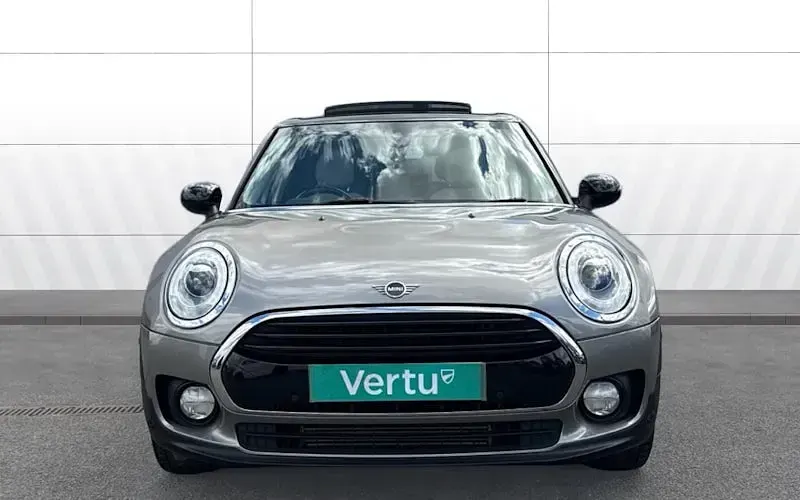 Used Mini Cooper Clubman 136 HP (100 kW) 2018 Silver Estate