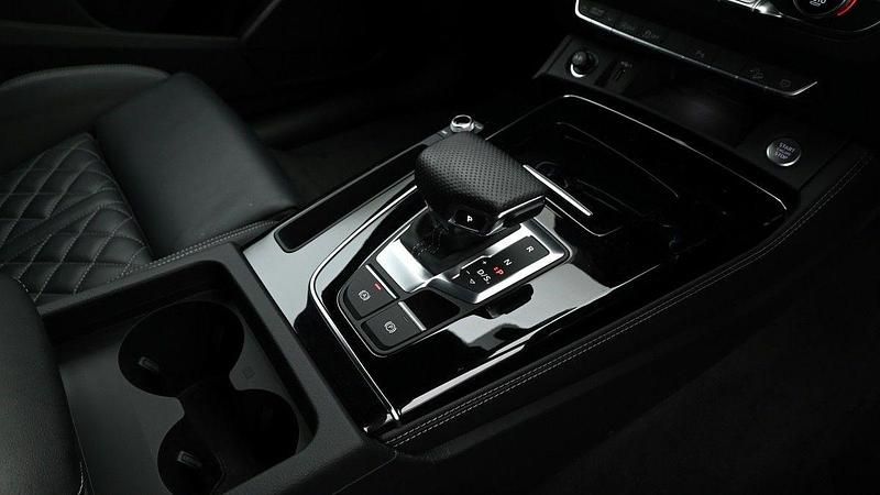 Image 2/4