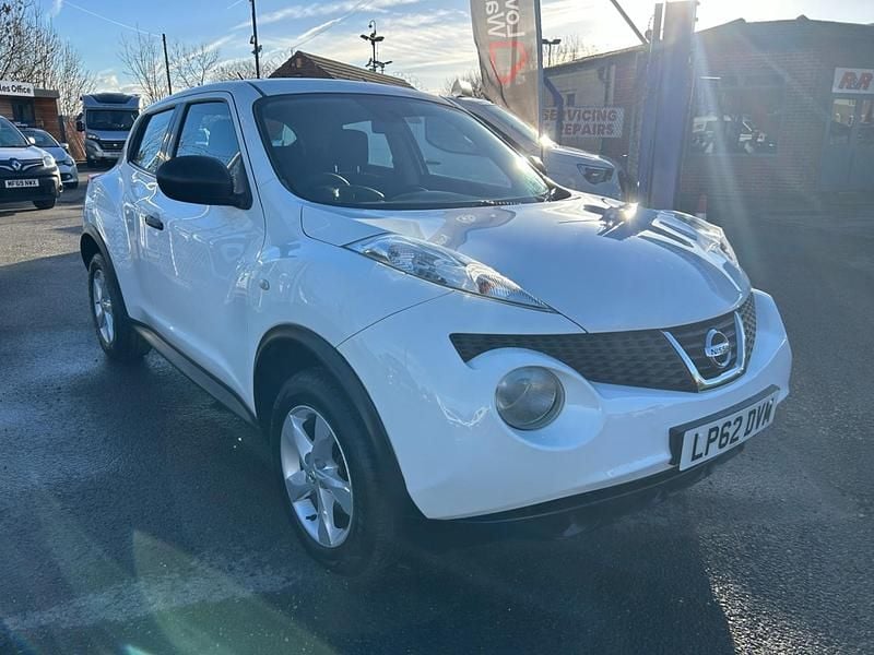 White Used 2013 Nissan Juke Visia SUV | £2,795 (Super price) - Image 1/2
