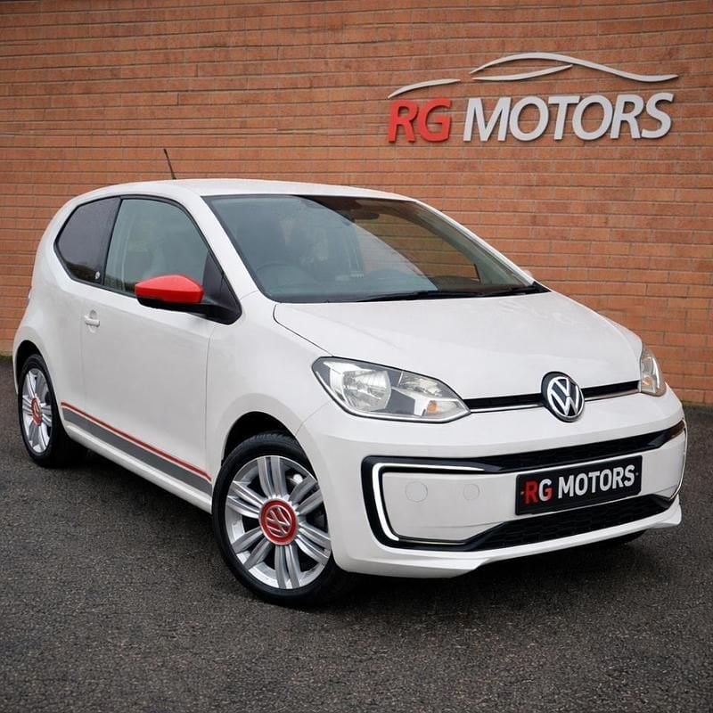 Used VW up! Beats 75 HP (55 kW) 2017 White Hatchback
